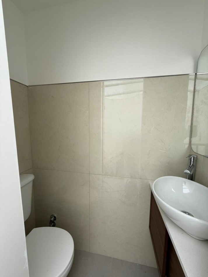 4 amb- cochera y terraza - reciclado y amoblado- Plaza mitre