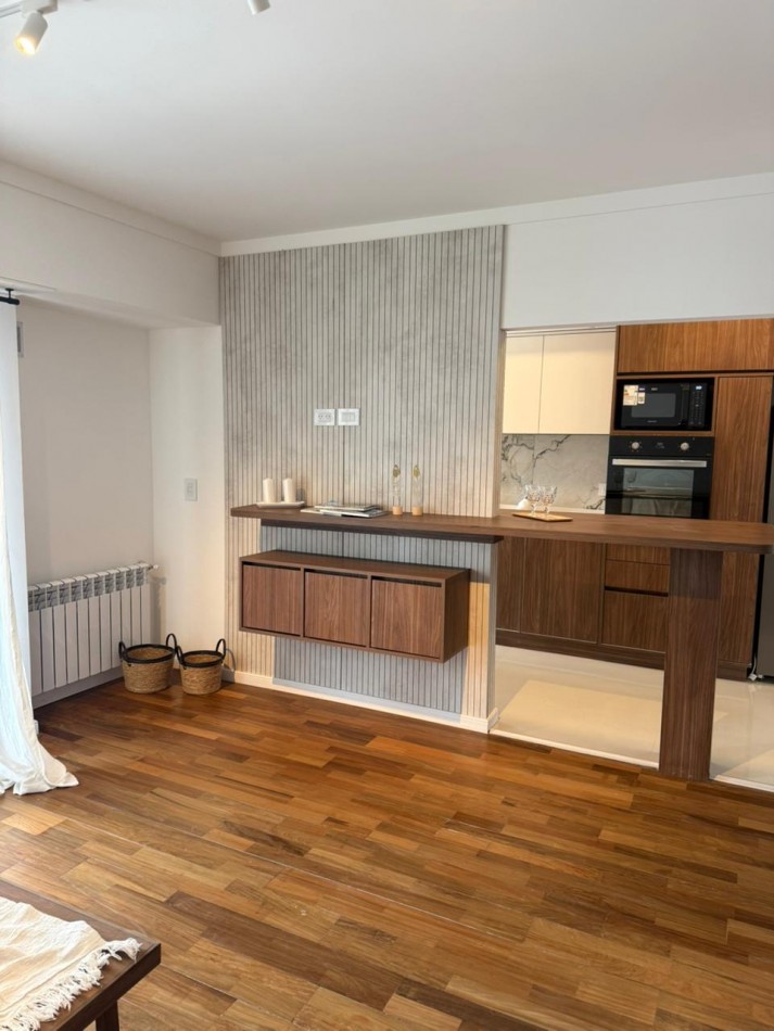 4 amb- cochera y terraza - reciclado y amoblado- Plaza mitre