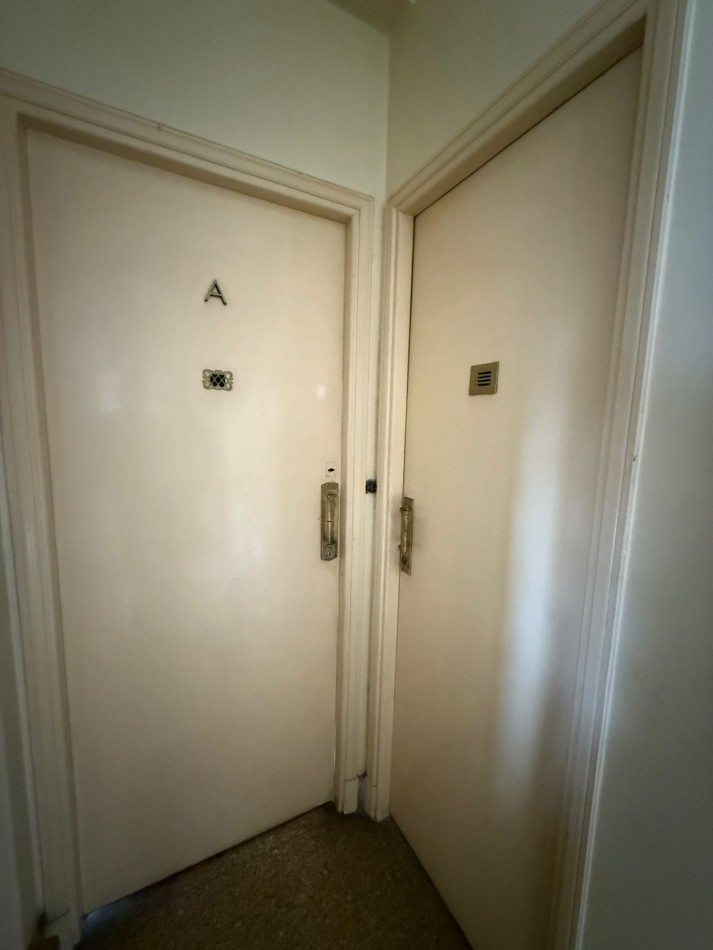 3 Amb. con balcon terraza- Amoblado y Reciclado- MDP