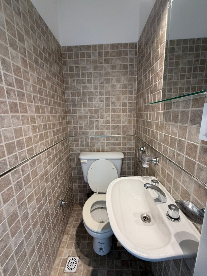 3 Amb. con balcon terraza- Amoblado y Reciclado- MDP