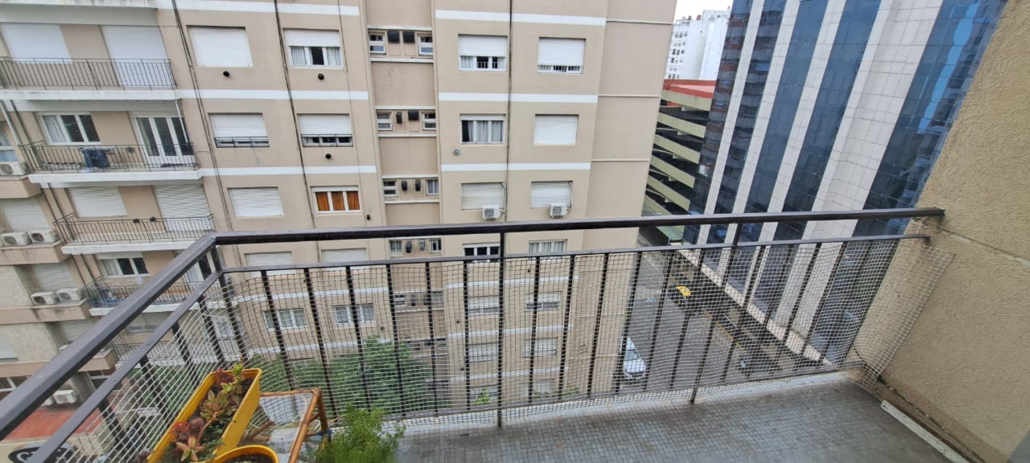 Alquiler 12 m- 1 amb frente con balcon- Centro MdP
