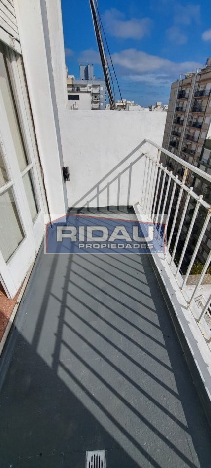 Alq. 24 m. 1 amb calle con balcon- centro MdP