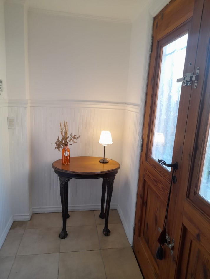 Chalet en PH al frente - 4 amb.- Caisamar