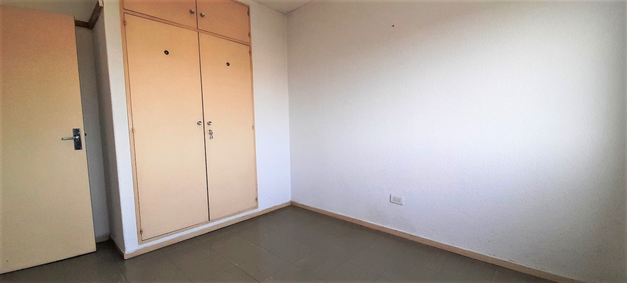 3 amb a la calle c/espacio de cochera- Bahia Blanca y Alberti