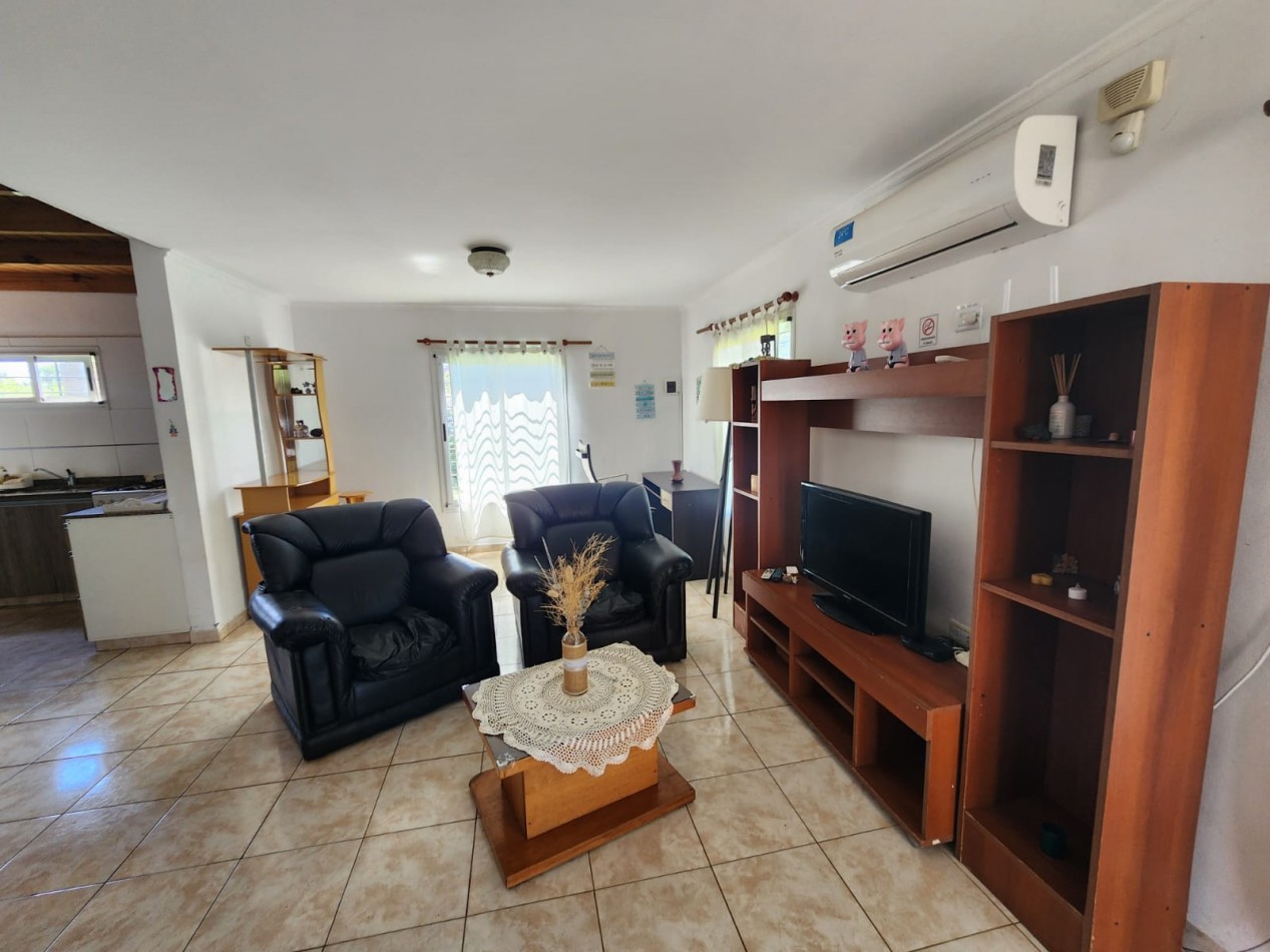 Alq. 12 meses- chalet 3 amb.- Acantilados 