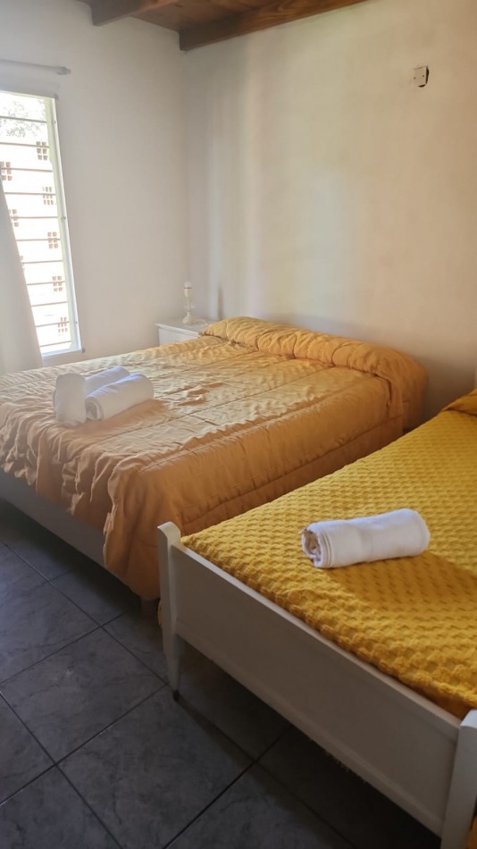 Alq. 12 meses- chalet 3 amb.- Acantilados 