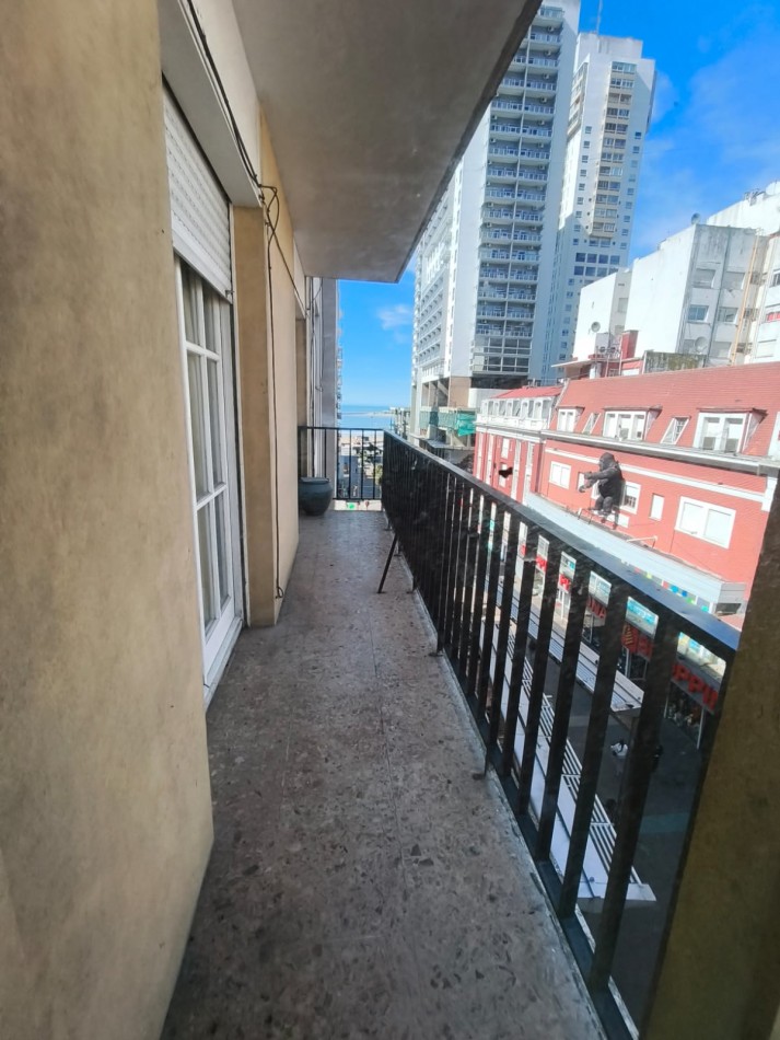 3 amb con balcon dep. servicio - 2 baños peatonal MDP