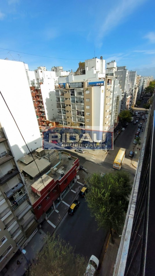 2 amb frente con balcon- Reciclado y Amoblado- MDP