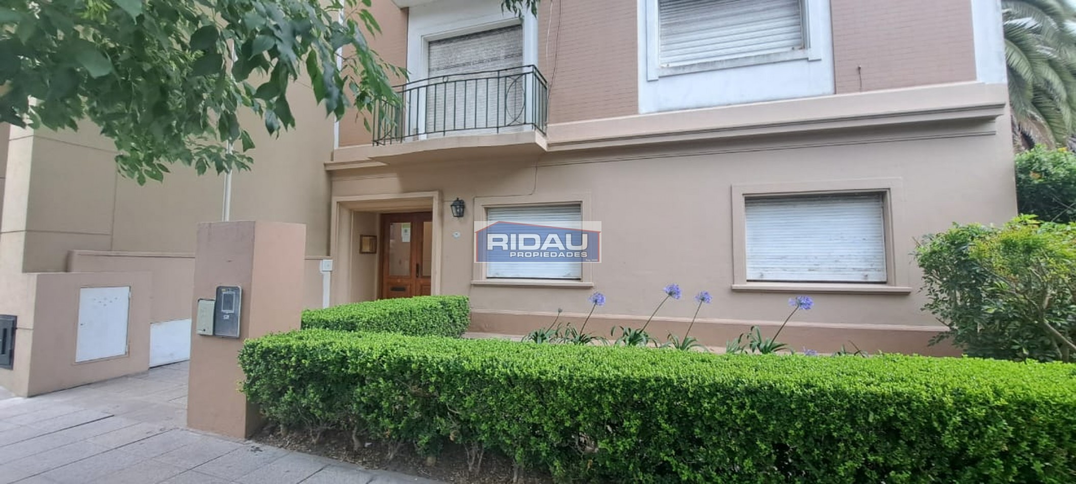 3 amb al frente con balcon- dep. 2 baños- chauvin